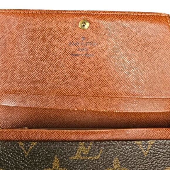 Louis Vuitton Porte Monnaie Billets Tresor Bifold Wallet (CA0040) - Picture 9 of 16